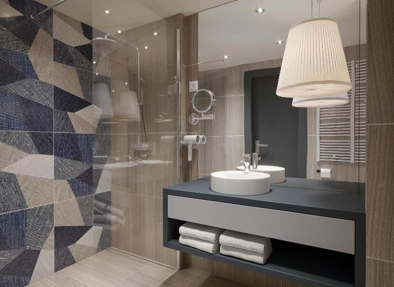 高级家庭房间, Science