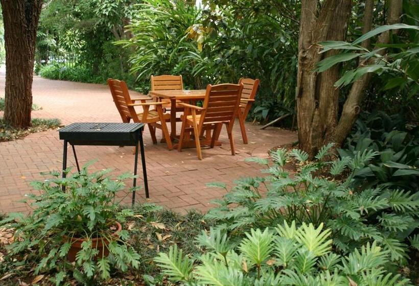 Номер Стандарт, Selati 103 Guest Cottages