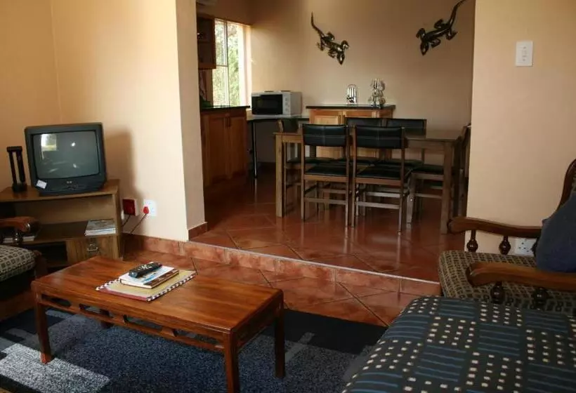 Perhehuone, Selati 103 Guest Cottages