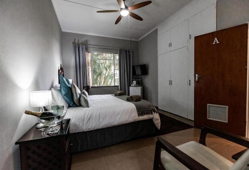 Номер Стандарт, Selati 103 Guest Cottages