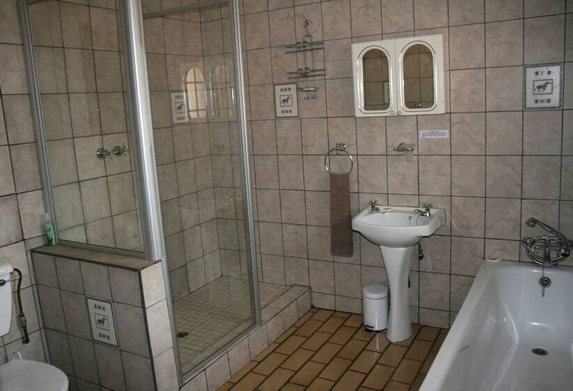 Номер Стандарт, Selati 103 Guest Cottages
