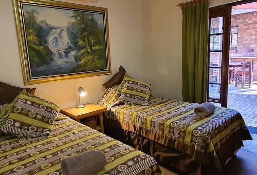 Номер Стандарт, Selati 103 Guest Cottages