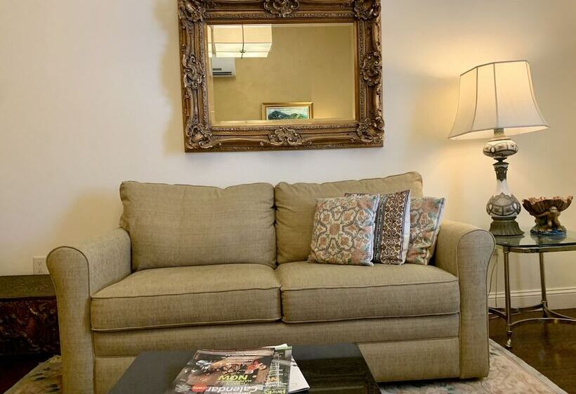 套房, The Barrington