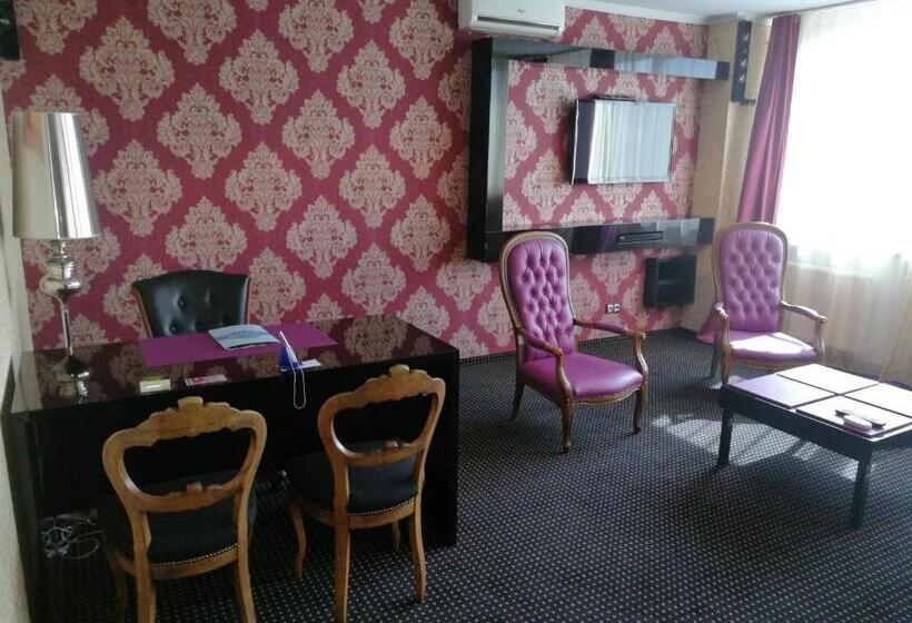 شقة غرفة واحدة, Therma Dunajská Streda