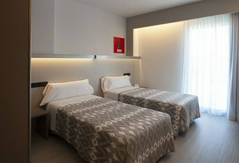 스탠다드 룸, Tramuntana