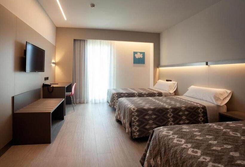 스탠다드 트리플 룸, Tramuntana