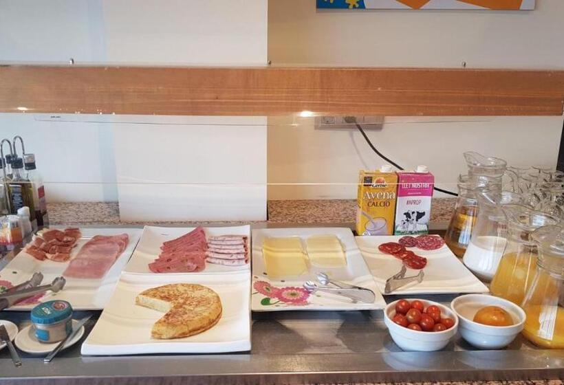 스탠다드 트리플 룸, Tramuntana