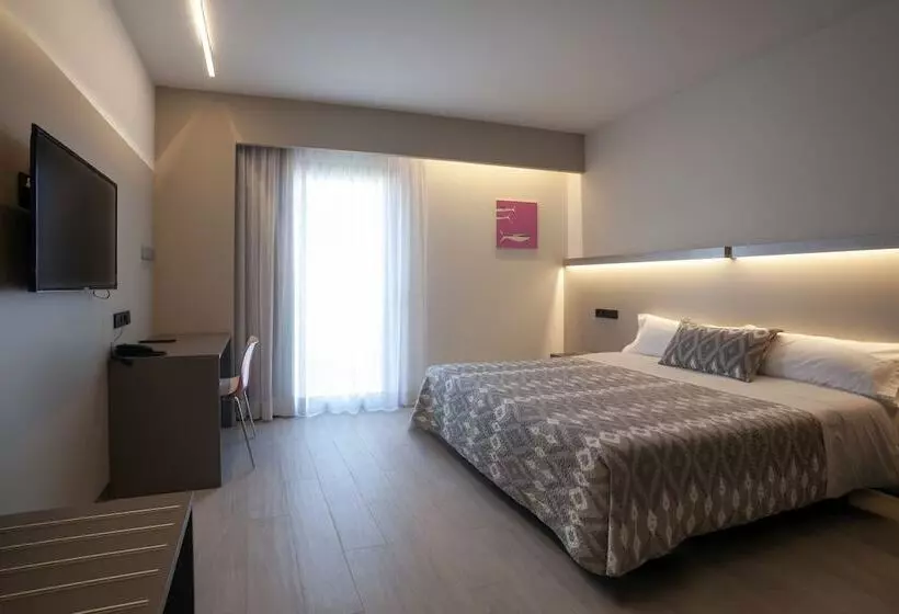اتاق استاندارد یک نفره, Tramuntana