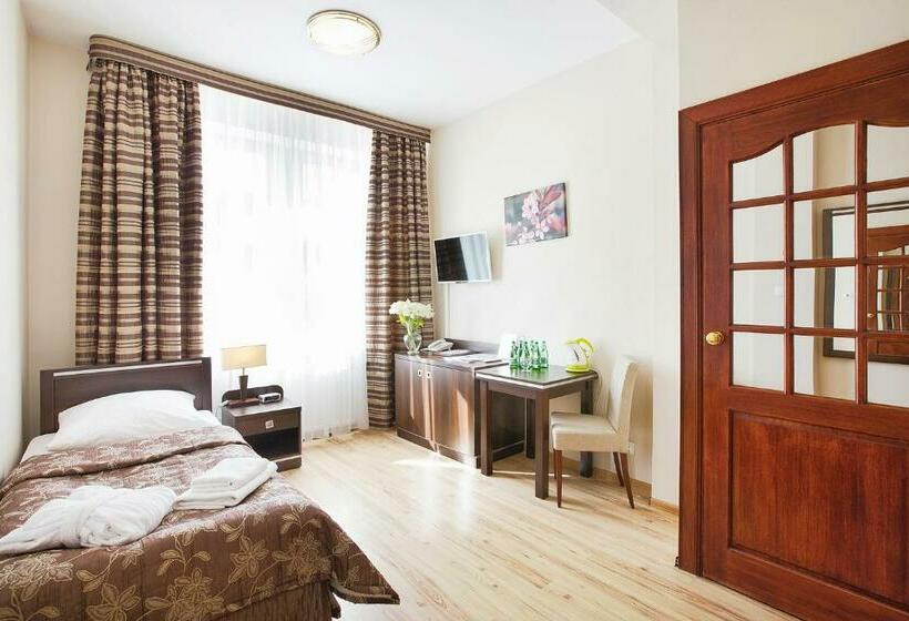 스탠다드 트리플 룸, Wielka Pieniawa