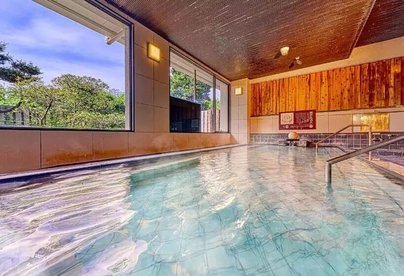 景色の見えるトリプルスタンダードルーム, Ooedo Onsen Monogatari Shima Saichoraku