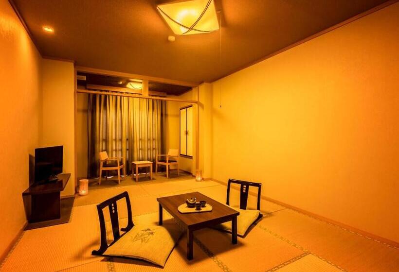 اتاق استاندارد با چشم‌انداز باغ, Ooedo Onsen Monogatari Shima Saichoraku