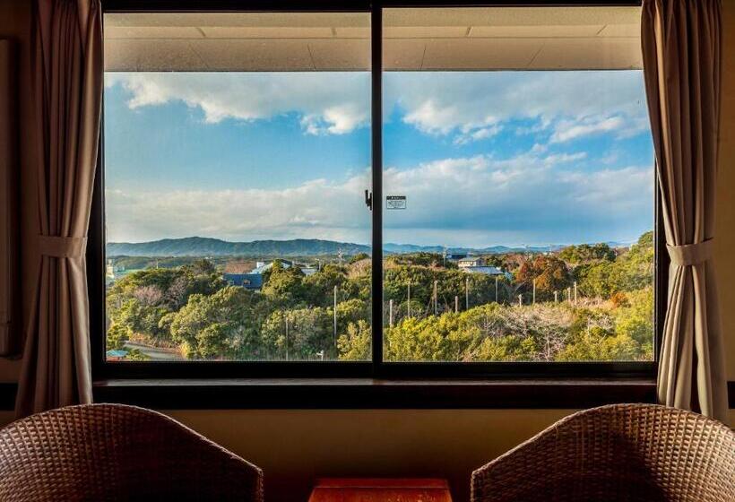 اتاق استاندارد با چشم‌انداز باغ, Ooedo Onsen Monogatari Shima Saichoraku