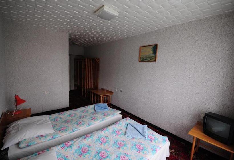 스탠다드 트리플 룸, Zajazd Pod Kasztanami