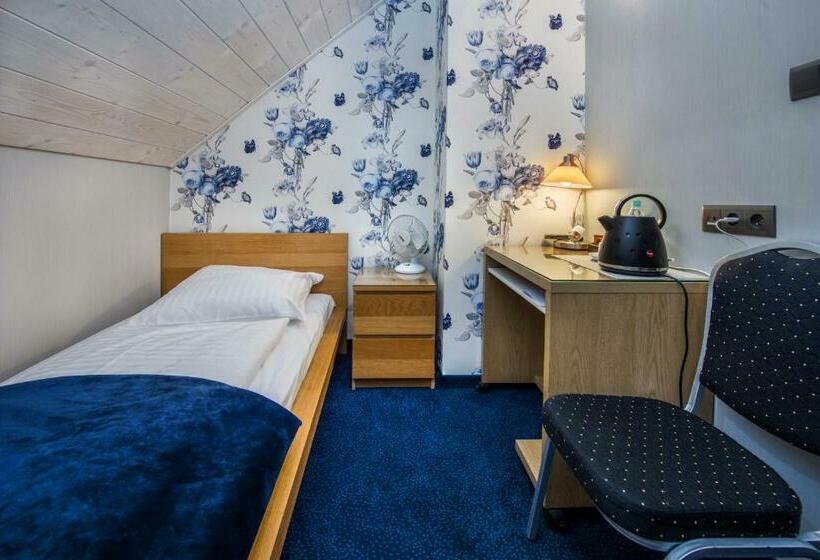 חדר סטנדרט יחיד, Zalesie