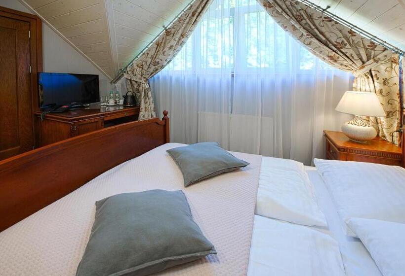 חדר סטנדרט עם מיטת קינג, Zalesie