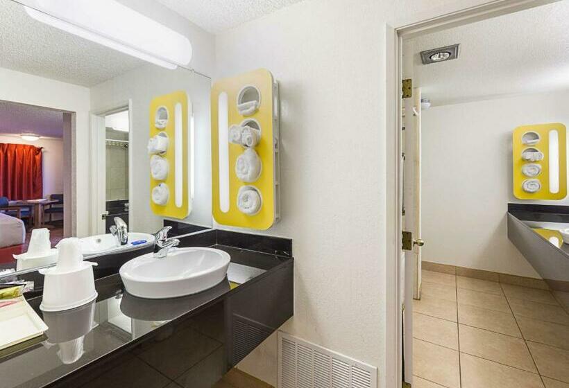 デラックスルーム, Motel 6 Gold Beach