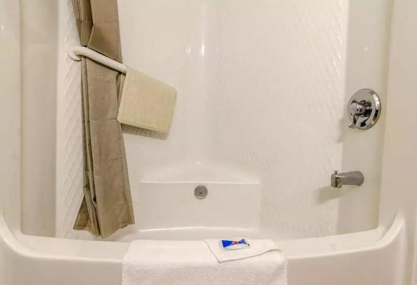 اتاق لوکس, Motel 6 Kearney, Ne