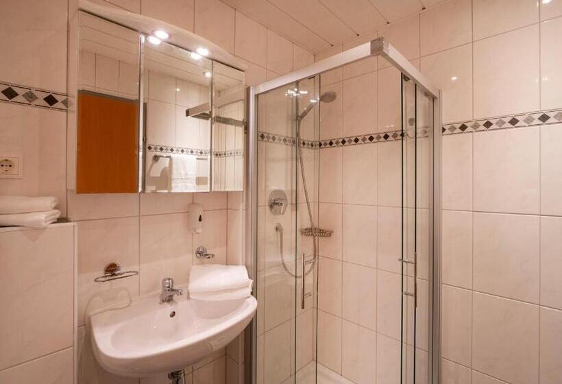 家庭间, Gasthof Mamooserhof