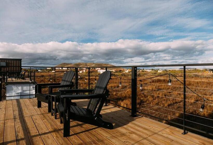 إستوديو قياسى, New Starry Night Shipping Container Home