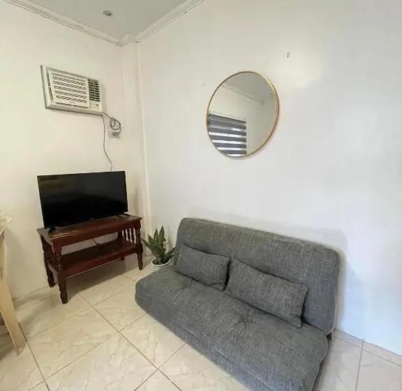 2ダブルベッドのスタンダードルーム, Nolina S Transient Rooms Alaminos, Pangasinan