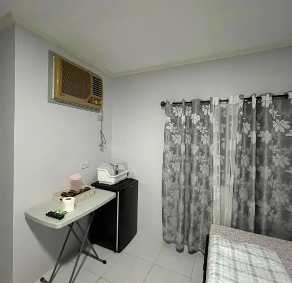 スーペリアファミリールーム, Nolina S Transient Rooms Alaminos, Pangasinan