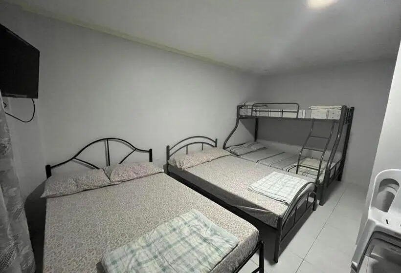 スーペリアファミリールーム, Nolina S Transient Rooms Alaminos, Pangasinan