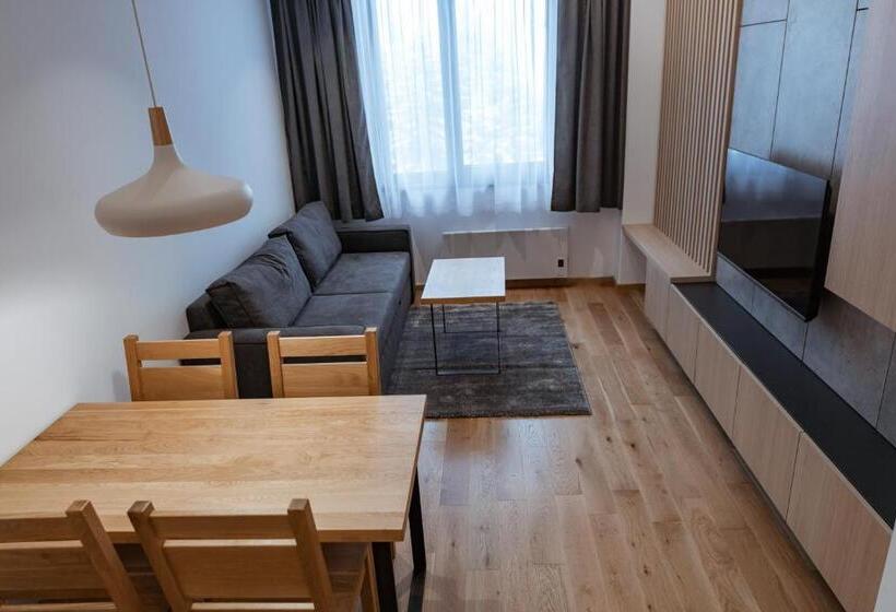 آپارتمان 1 خوابه, Aparthotel Zlatni Javor