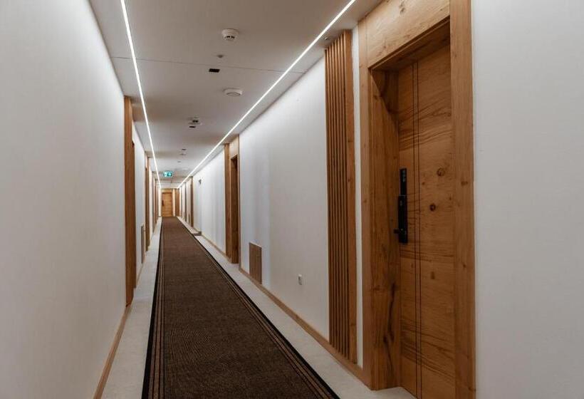 آپارتمان 2 خوابه, Aparthotel Zlatni Javor