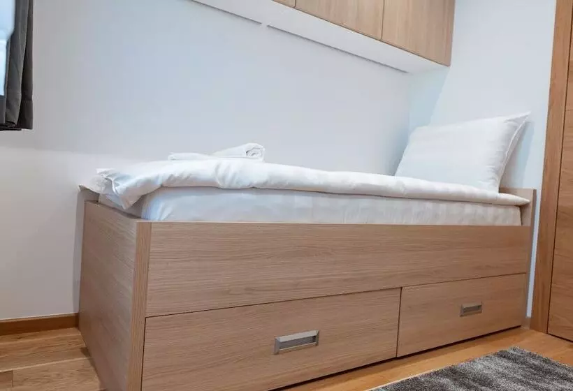 آپارتمان 1 خوابه, Aparthotel Zlatni Javor