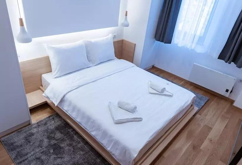 آپارتمان 1 خوابه, Aparthotel Zlatni Javor