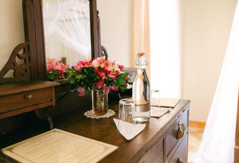 스탠다드 트리픔 룸 공동욕실, Caravan Serai Amour