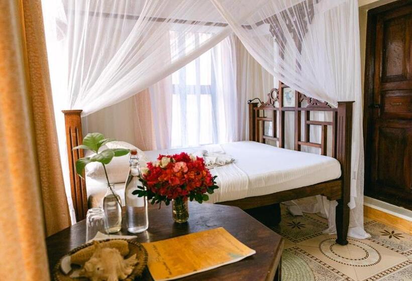 스탠다드 싱글 룸 공동욕실, Caravan Serai Amour