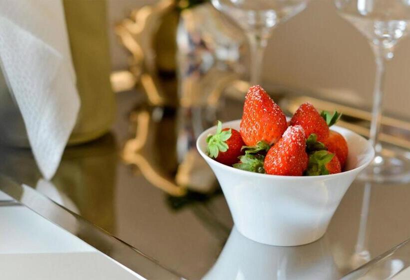 חדר דלוקס עם מרפסת, Eleìra Luxury Accomodations