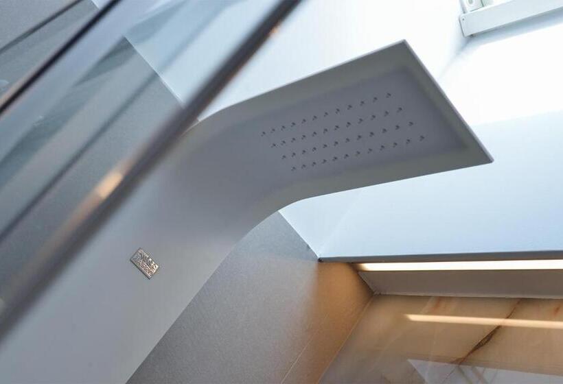 סוויטה דלוקס, Eleìra Luxury Accomodations