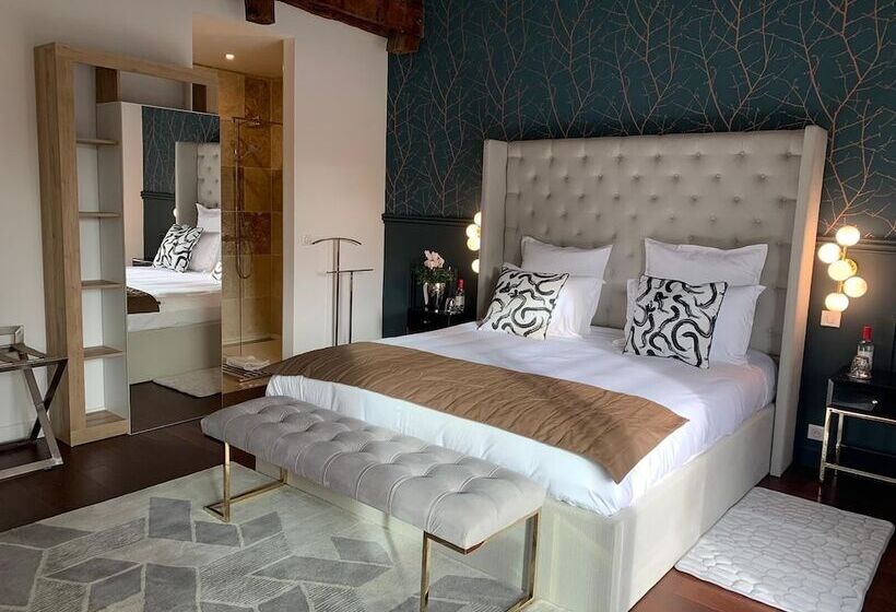 اتاق لوکس, La Cabane D Ambroise