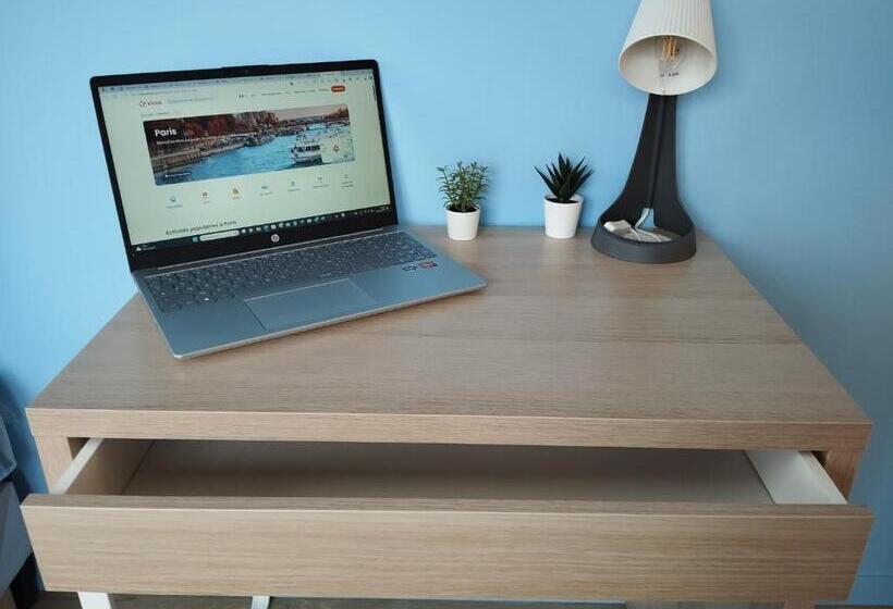 חדר סטנדרט עם מרפסת, Le Beau Refuge Parisien De Cergy   Parisian Modern Flat At Cergy