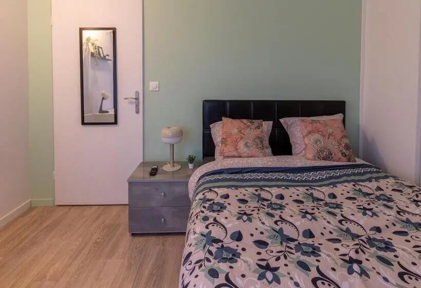 デラックスルーム, Le Beau Refuge Parisien De Cergy   Parisian Modern Flat At Cergy