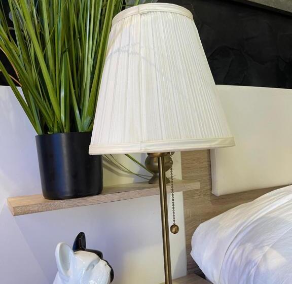 اتاق استاندارد با بالکن, Luxury Grey Suite In Hay Riad