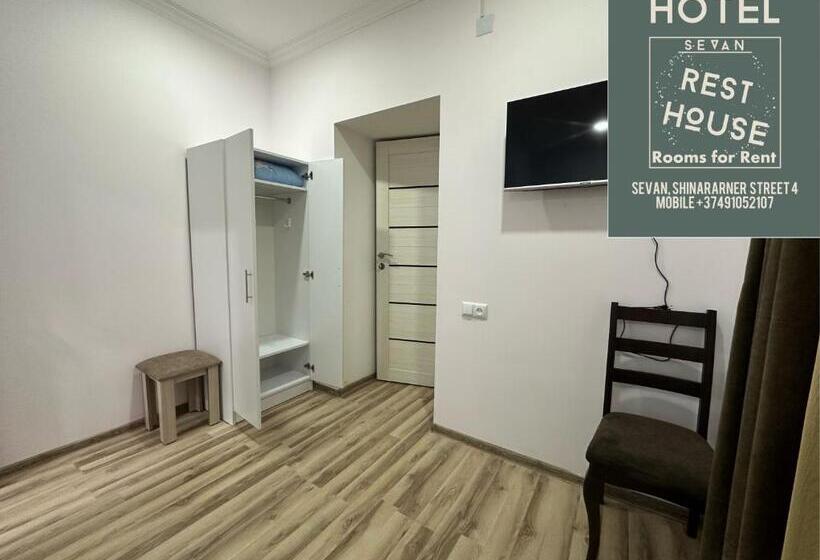 اتاق استاندارد, Sevan Rest House