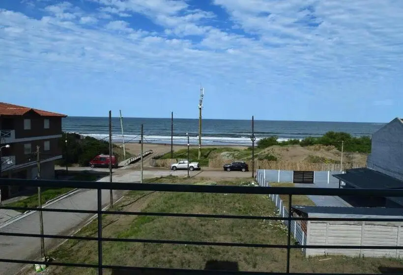 ドゥプレックスルーム, Condo Costa Azul