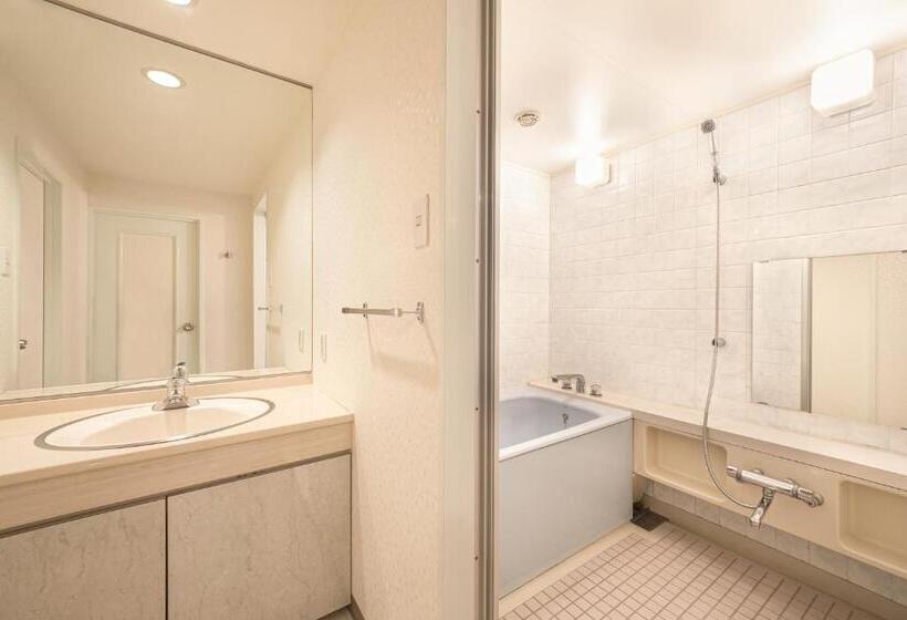 جناح جونيور كلاسيكى, Grand Mercure Awaji Island Resort & Spa