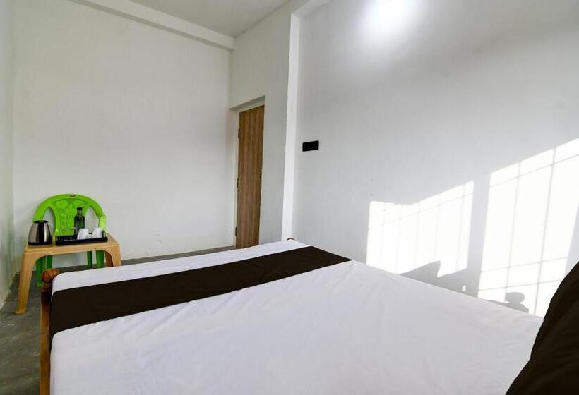 חדר קלאסי לשלושה, Hill View Lodge &