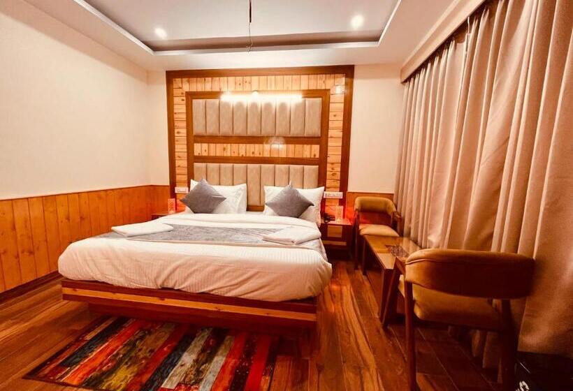 غرفة ديلوكس, Lee Green, On Mall Road Manali