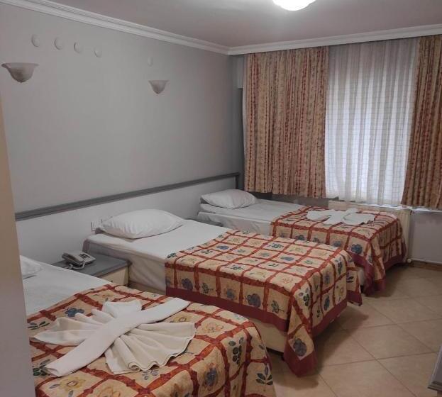 חדר סטנדרט לשלושה, Otel Defne