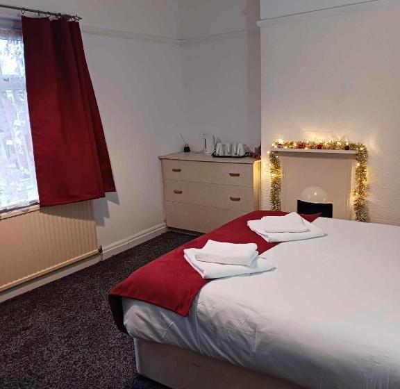 Четырехместный Номер Стандарт, Amarillys Guest House