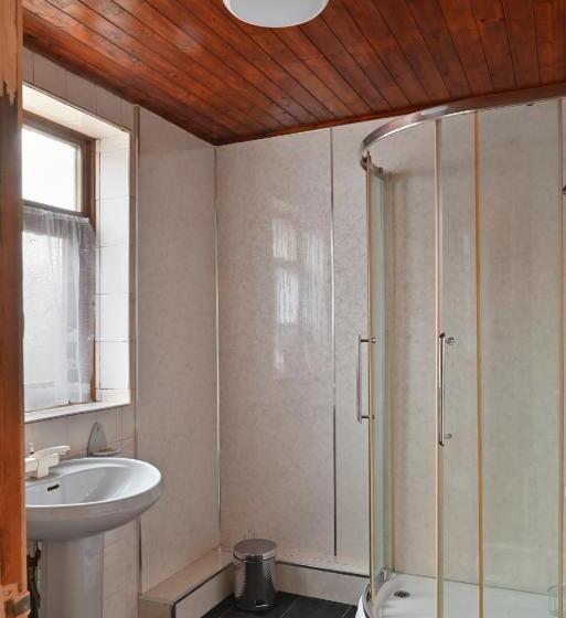 Четырехместный Номер Стандарт, Amarillys Guest House