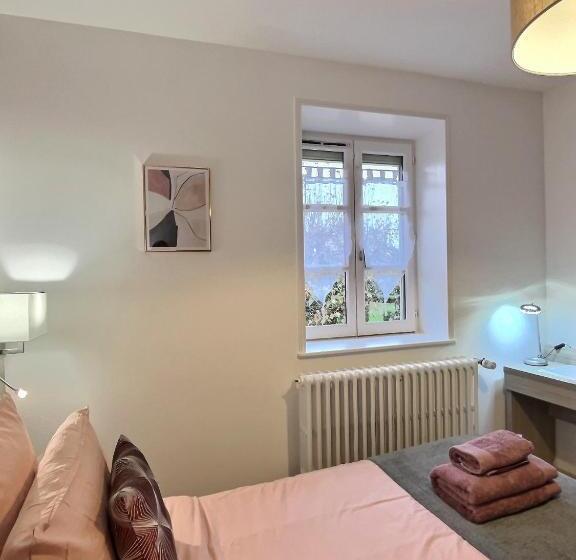 غرفة قياسية مطلّة علي الحديقة, Les Platanes  De Miss.k Conciergerie