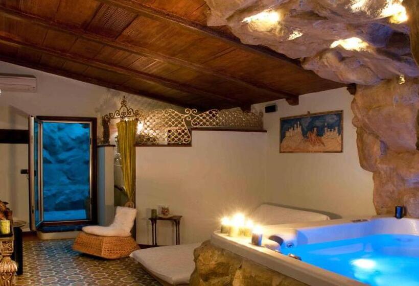 جناح ديلوكس سرير كينج, Resort Sabino