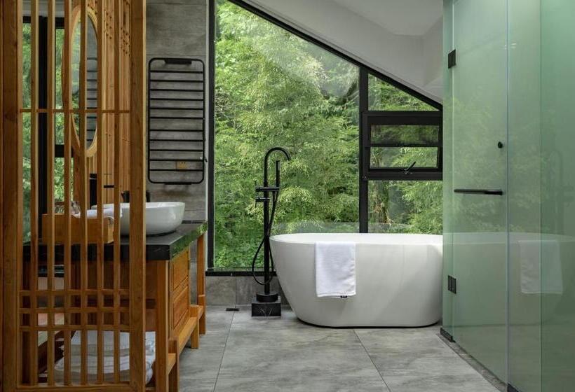 חדר סטנדרט עם מרפסת, Zhangjiajie Qiquan Vacation B&b