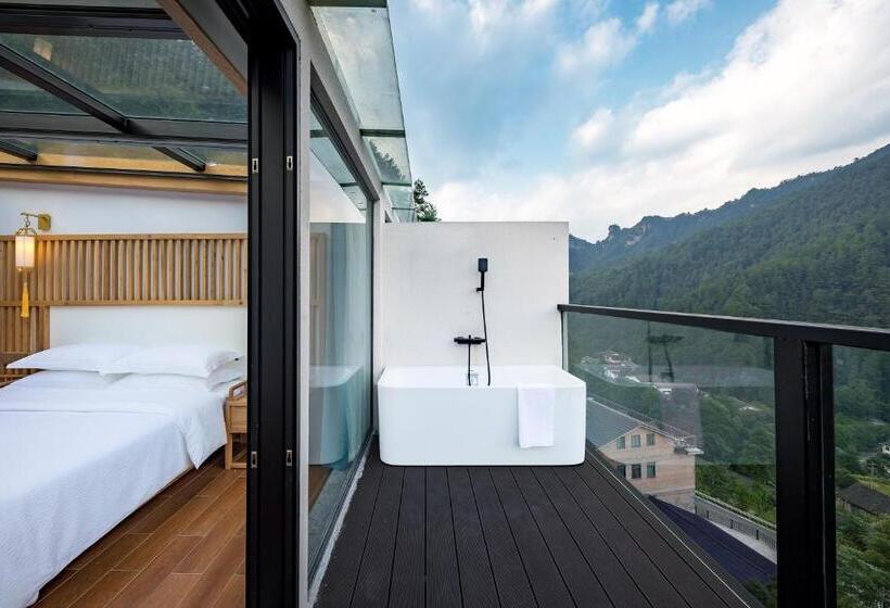 חדר סטנדרט עם ג'קוזי, Zhangjiajie Qiquan Vacation B&b